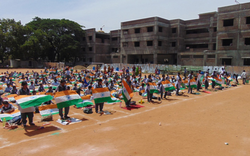 Most Number of People Painting National Flag Simultaneously